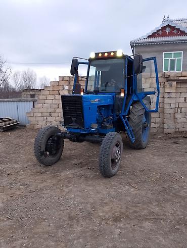 Traktorlar: Traktor Belarus (MTZ) belarus, 1979 il, 82 at gücü, motor 4.6 l, İşlənmiş — 3