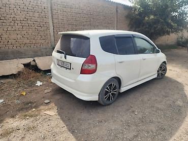 хонда истеп 1: Honda Fit: 2003 г., 1.3 л, Вариатор, Хетчбек — 4