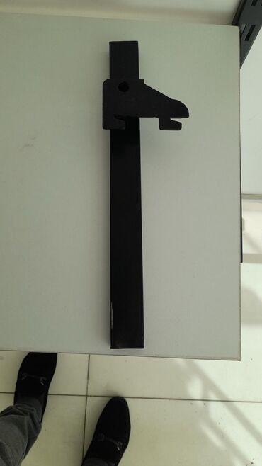 Vitrin üçün aksesuarlar: Mağaza vitrinləri üçün metal asqı və rəf tutacaqları dəsti - Rəng — 5