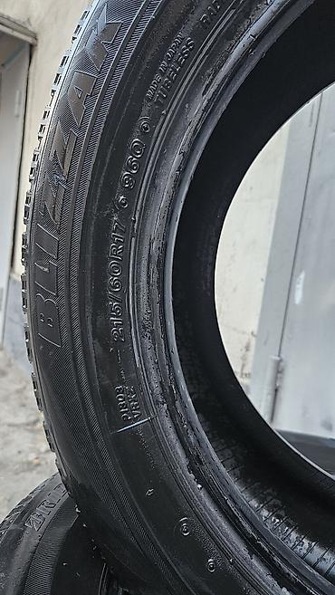 ice glok: Зимняя шина Bridgestone Blizzak VRX2, размер 215/60 R17. Есть только — 4