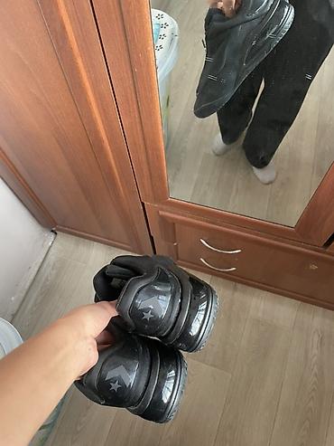 yeezy boost: Мужские кроссовки, 42, Converse, Новый, цвет - Черный, Самовывоз, Платная доставка — 2