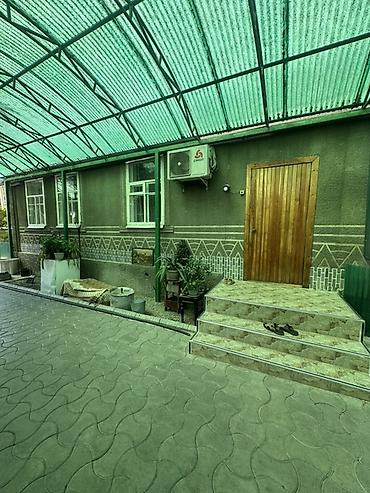 Продажа коттеджей и домов: 📍 В центре Сокулука продаётся дом. Площадь дома составляет 100 кв.м — 5