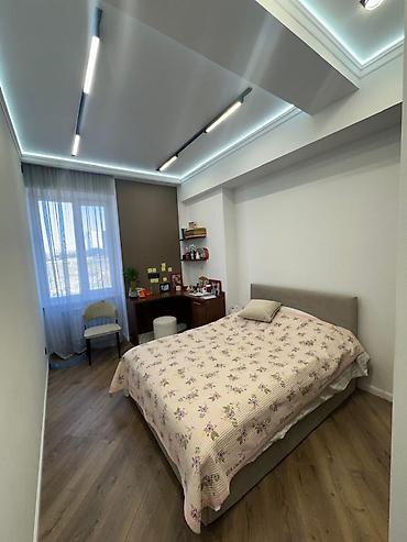 Продажа квартир: 3 комнаты, 77 м² — 3