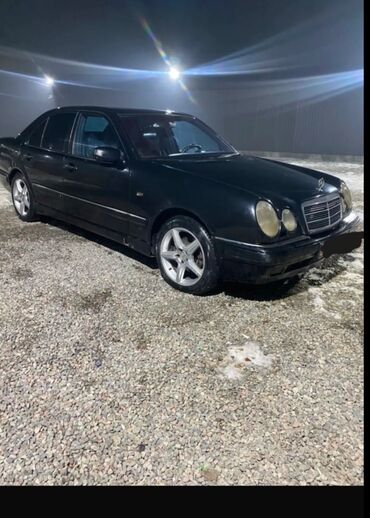 Mercedes-Benz: Mercedes-Benz E-Class: 1997 г., 3.2 л, Автомат, Газ, Седан