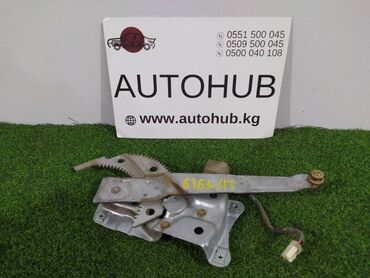 Другие автозапчасти: Стеклоподъемник Mazda Familia BJ5W 1500 2000 задн. прав. (б/у)