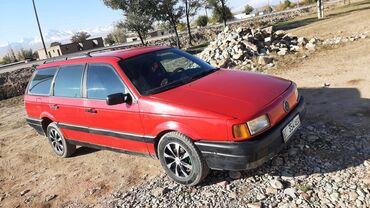 Volkswagen: Volkswagen Passat: 1989 г., 1.8 л, Механика, Бензин, Универсал