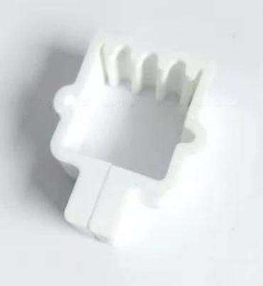 Proizvodi od rolovanog metala, metalni kanali: Obujmica za stub 40x40 sa šrafom i maticom Za 2D i 3D panel 📍 — 2