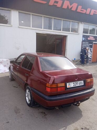 фара на вента: Volkswagen Vento: 1992 г., 1.8 л, Механика, Газ, Седан