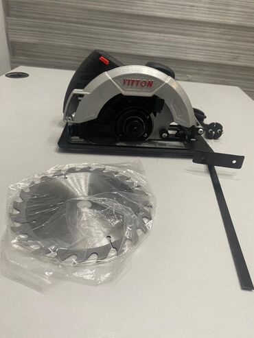 Шуруповерты: Инструменты на ваш выбор Адрес магазина : улица Павлова 95 а, по — 16