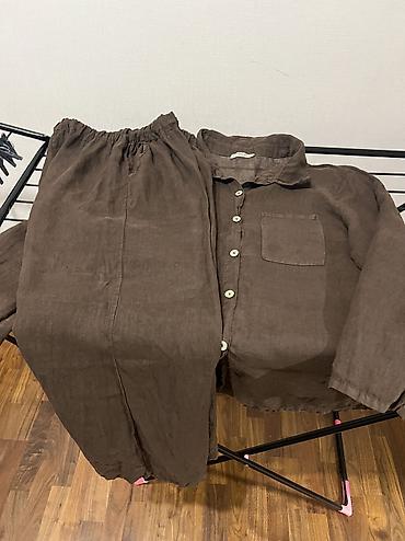 СРОЧНО! 2800с. Шикарный Брючный костюм, Италия, лён 100% 50-52 at lalafo.kg СРОЧНО! 2800с. Шикарный Брючный костюм, Италия, лён 100% 50-52