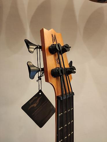 gitara kabel: Ukulele mahalo mb1tbr simlərin sayı: 4 simlər:black aquila ukulele — 3