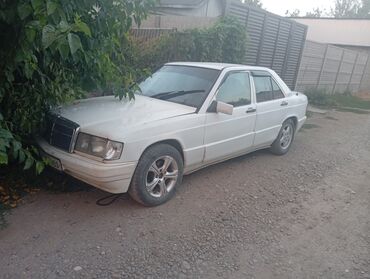 продаю авто в аварийном состоянии: Mercedes 190 бензин 2,0. 91г. инжектор надо настроить. только тех