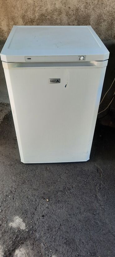 Другое холодильное оборудование: Продается Морозильник 84×54 высота в рабочем состояний 7 дней