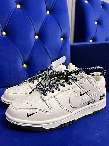 Кроссовки, 38, Nike, Новый, цвет - Белый, Платная доставка