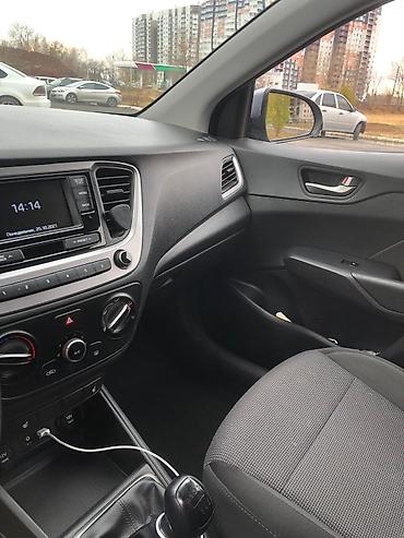 Hyundai: Hyundai Solaris: 2018 г., 1.4 л, Механика, Бензин, Седан — 4