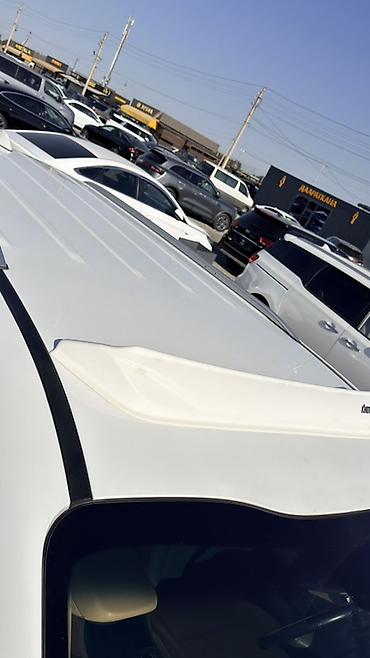 авто 7 мест: Продаётся 7‑местный кроссовер/минивэн с просторным салоном и бежевой — 3