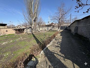 8: Продает дом с участком 8 соток, дом 100 кв, есть навес брусчатка — 9