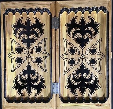 Настольные игры: Набор настольных игр 3-в-1 из натурального дерева с резьбой — 12