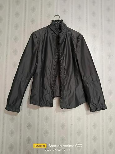 Qadın yüngül üst geyimi – qara rəngli, uzunqollu - Stil: Klassik və lalafo.az -da Qadın yüngül üst geyimi – qara rəngli, uzunqollu - Stil: Klassik və