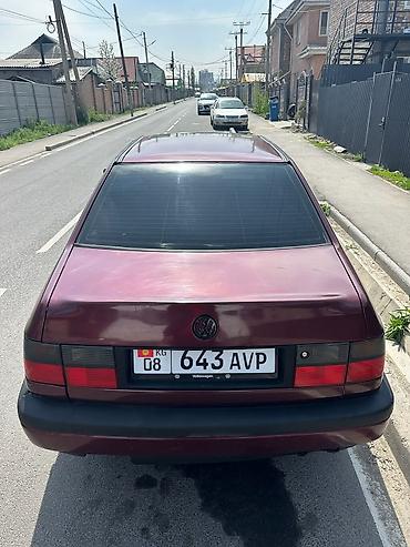 camry 1997: Volkswagen Vento: 1997 г., Седан — 3