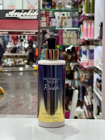 Nega kože: Parfemisani losioni za telo – Beautiful kolekcija - Versace Bright — 5