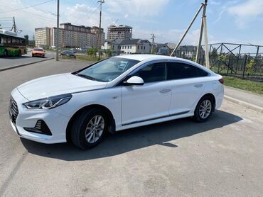 новые шины: Hyundai Sonata: 2018 г., 2 л, Автоматические, Газ, Седан