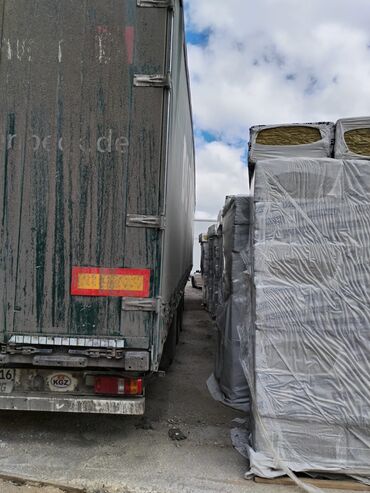 прицеп легковой: Прицеп, Schmitz Cargobull, Шторный, от 12 т, Б/у