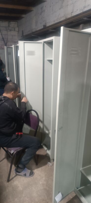 Ofis dolabları: Metall geyim dolabı – 2 qapılı - Material: möhkəm polad konstruksiya — 3