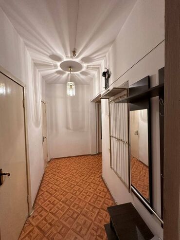 продаю квартиру асанбай: 1 комната, 49 м², Индивидуалка, 16 этаж, Старый ремонт