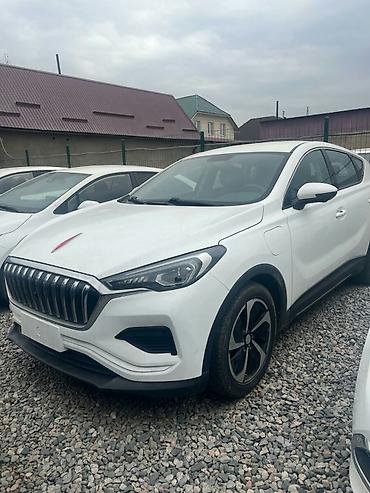 Другие детали салона: Интерьер кроссовера (левый руль) с современным оснащением — 6