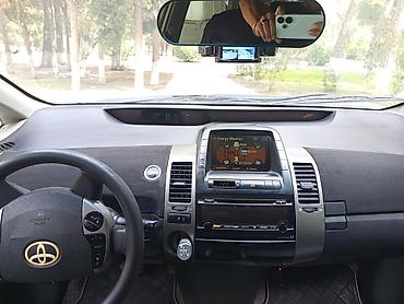 ucuz opel: Toyota Prius (2-ci nəsil, liftback) – benzin-elektrik hibrid - Kuzov — 4