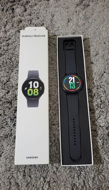 samsung galaxy fold2: Samsung Galaxy Watch 5
44 mm