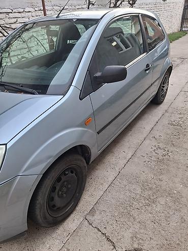 adapter za radio u kolima: Ford Fiesta 1.6 TDCi, trovratni hečbek - Motor: 1.6 TDCi dizel - — 4