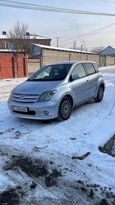 Toyota: Toyota ist: 2002 г., 1.5 л, Автомат, Бензин, Хэтчбэк — 2