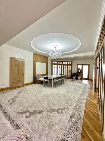 Продажа квартир: 4 комнаты, 265 м², Элитка, 3 этаж, Дизайнерский ремонт