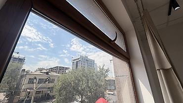 şehir merkezi: Аренда кабинетов в салонах красоты, 40 м², Для бровиста, Для визажиста, Для лешмейкера — 9