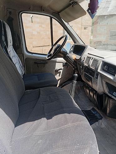 mercedes benz 208 d: Qazel yük avtomobili – izotermik qutu korpuslu - Korpus: ikiqat — 7