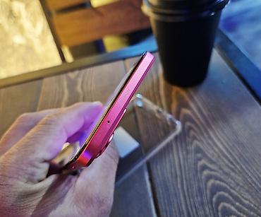 rog phone: Motorola One 5G UW ace, Б/у, 256 ГБ, цвет - Красный, 2 SIM — 4