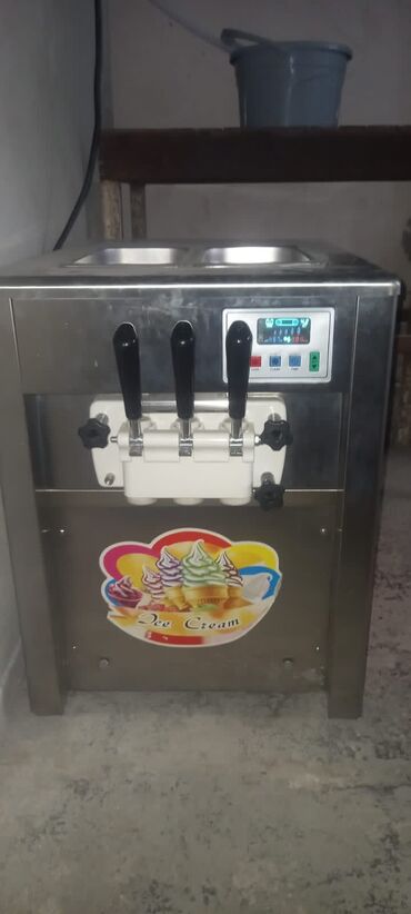 Popkorn aparatları: Marojna aparatı tam işləkdi.
Qiymet 350 Azn.
Mehemmedi 6868.irada v