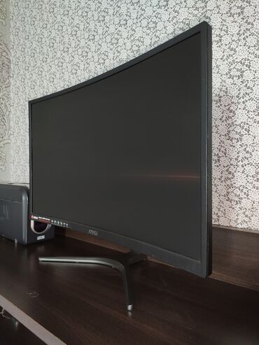 Kompüter, noutbuk və planşetlər: Msi 24 Curved 75hz 1ms ela veziyyetdedir. karobkasi var. Metro etrafi