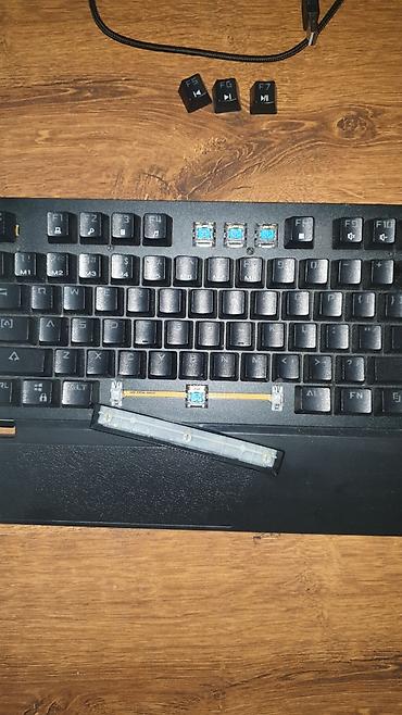 samsung s23 adapter: Gaming Klaviatura. Blue switch. 1 ay 9 gün işlənilib özüm işlətmişəm — 5