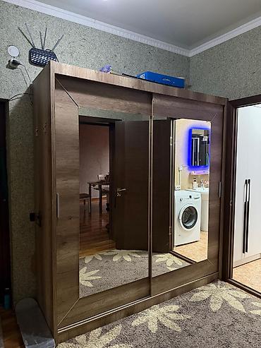 всё родное: Срочно продаю Польский купейный шкаф передняя облицовка с зеркалом — 1