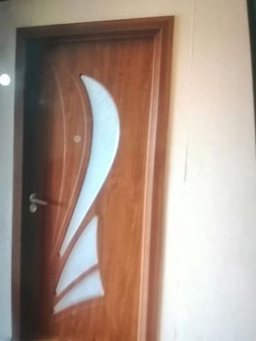 mdf plintus: Daxili otaq qapısı – dekorativ şüşə panelli model - Material: ağac — 2