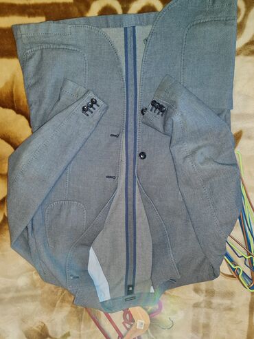 мужской малиновый пиджак: Костюм 6XL (EU 52)