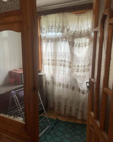 Uzunmüddətli kirayə evlər: 80 kv. m, 3 otaqlı -da lalafo.az — 4 Uzunmüddətli kirayə evlər: 80 kv. m, 3 otaqlı — 4