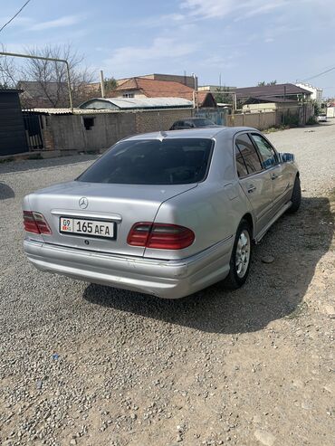 mercedes 210: Mercedes-Benz A 210: 1999 г., 2.4 л, Механика, Бензин, Седан