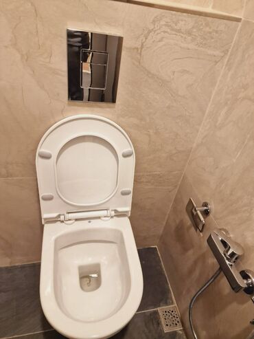 Ofislər: Nəsimi rayonu, Həsən Əliyev küçəsi (köhnə İnqilab), biznes mərkəzin 2- -da lalafo.az — 21 Ofislər: Nəsimi rayonu, Həsən Əliyev küçəsi (köhnə İnqilab), biznes mərkəzin 2- — 21