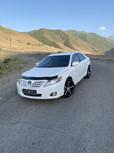 Toyota: Toyota Camry: 2011 г., 2.5 л, Автомат, Бензин, Седан