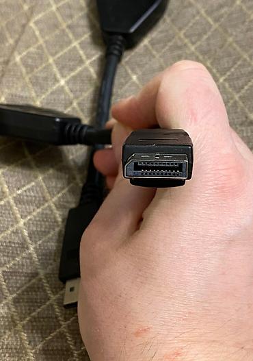 Другие комплектующие: 1. VGA кабель (папа-папа), чёрный; 2. DVI кабель (папа-папа), чёрный; — 10