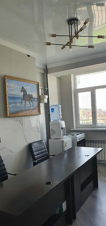 аренда кызыл аскер: Сдаю 1 ком. кв под офис 45 кв.м 3- этаж с мебелью, ремонт — 5